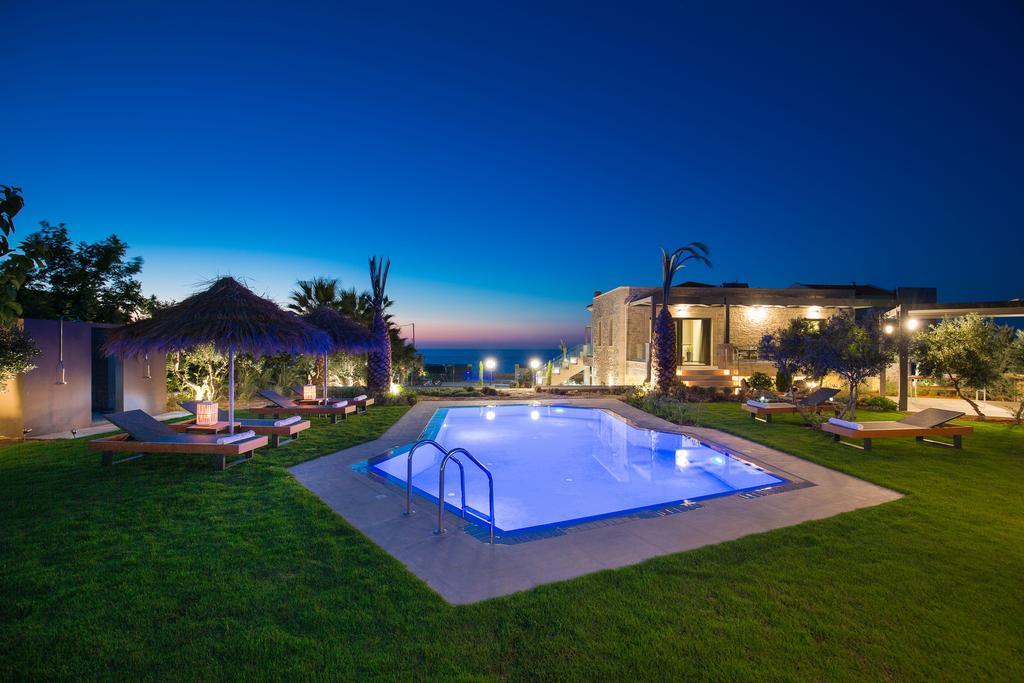 Velvet Breeze Superior Villa Stavromenos  Exterior foto